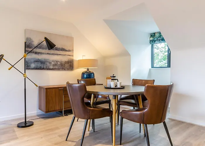 18 St Johns Mews