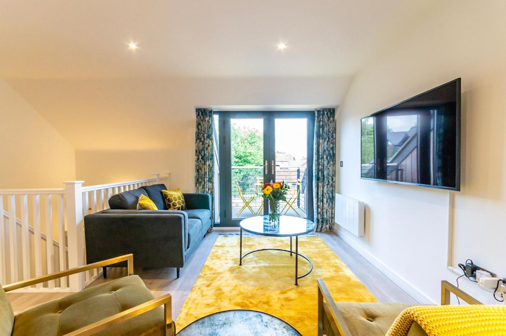 18 St Johns Mews * York